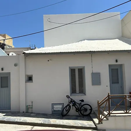 Odysseus' House & Penelope Ermoúpolis Exterior photo