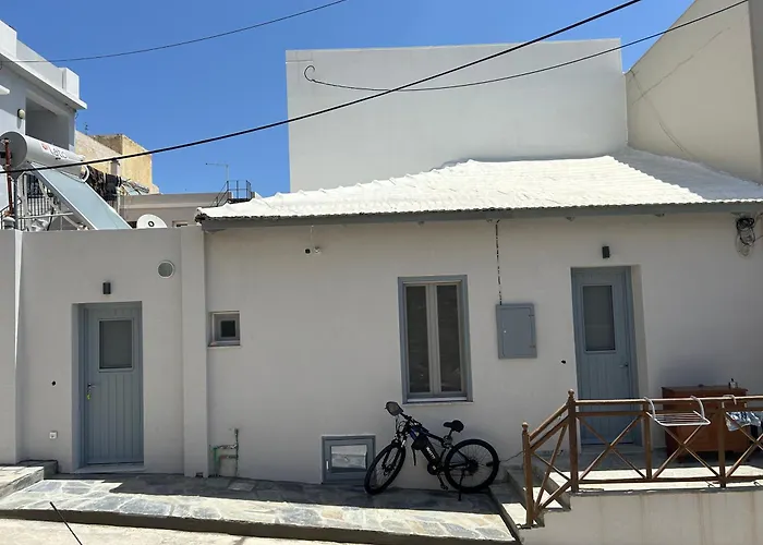 Odysseus\' House & Penelope